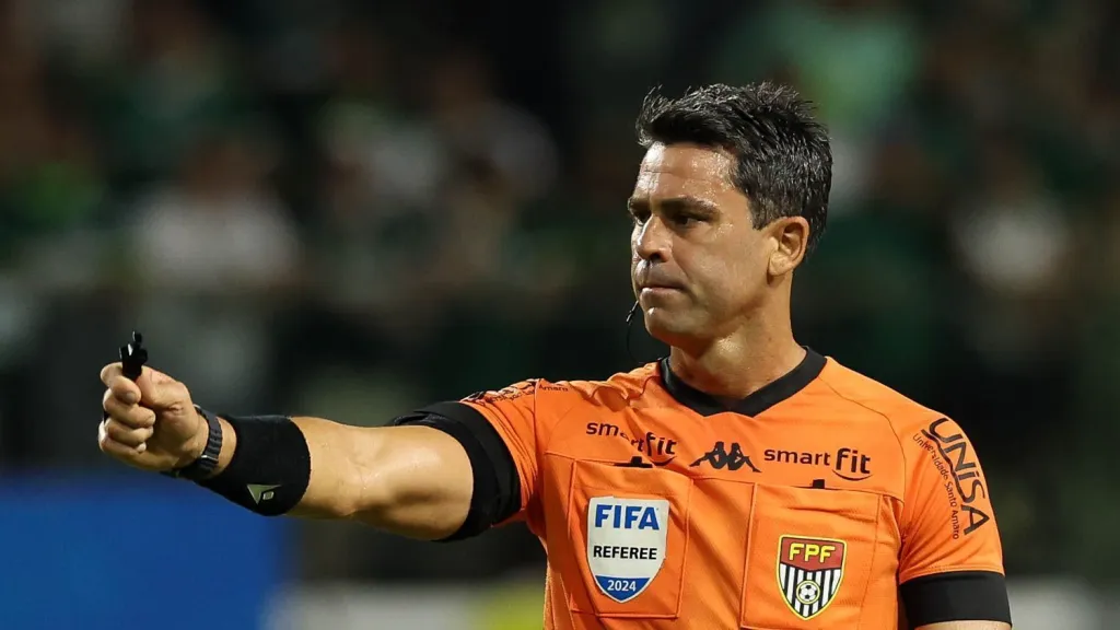 CBF escolhe Flávio Rodrigues para o Derby e um detalhe chama atenção
