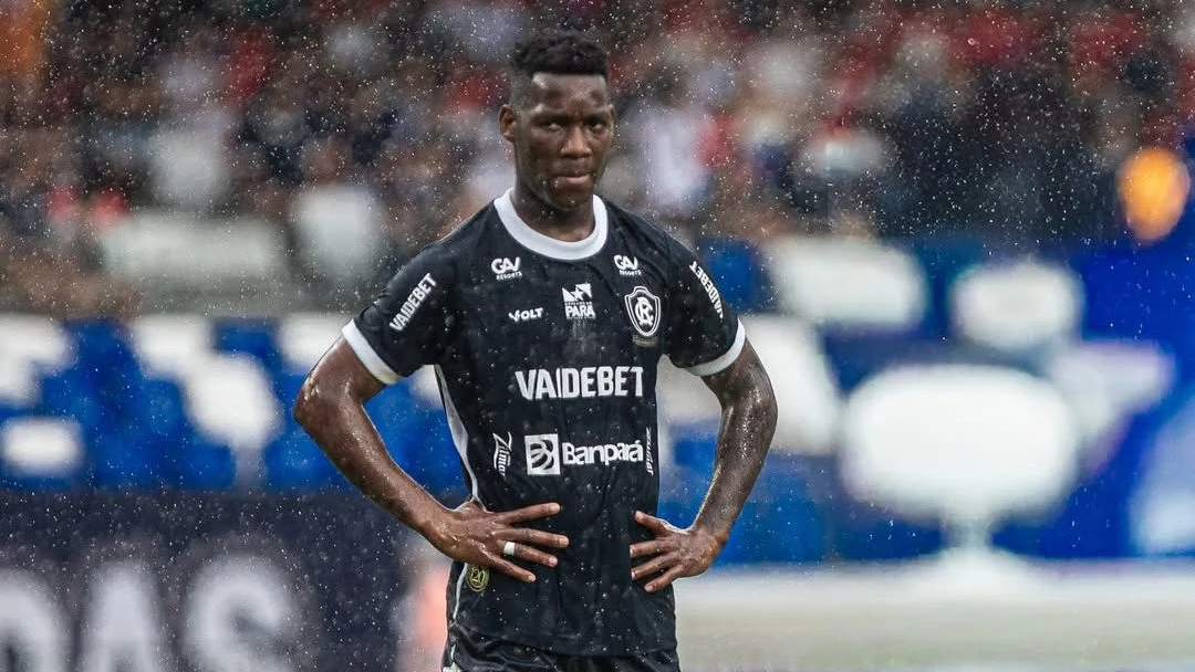 Patrick de Paula passa por cirurgia e pode voltar antes ao Botafogo