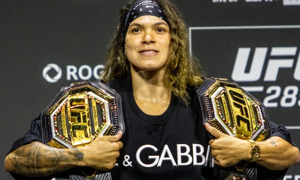 Amanda usa Rousey-Carano para apertar Kayla por data no UFC