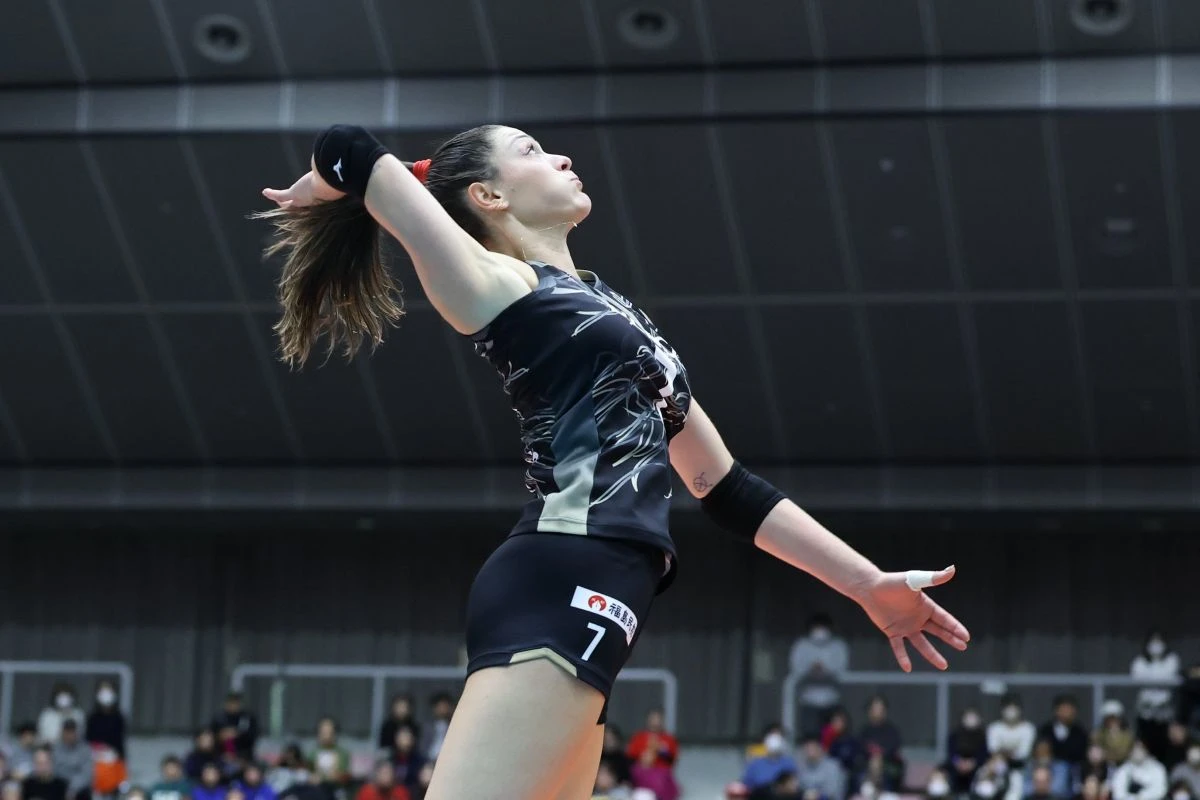 Rosamaria fecha 3ª temporada no Japão entre as 5 maiores pontuadoras