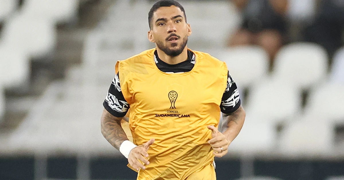 Allan expõe o recado no Botafogo e revela o peso da estreia de Franclim