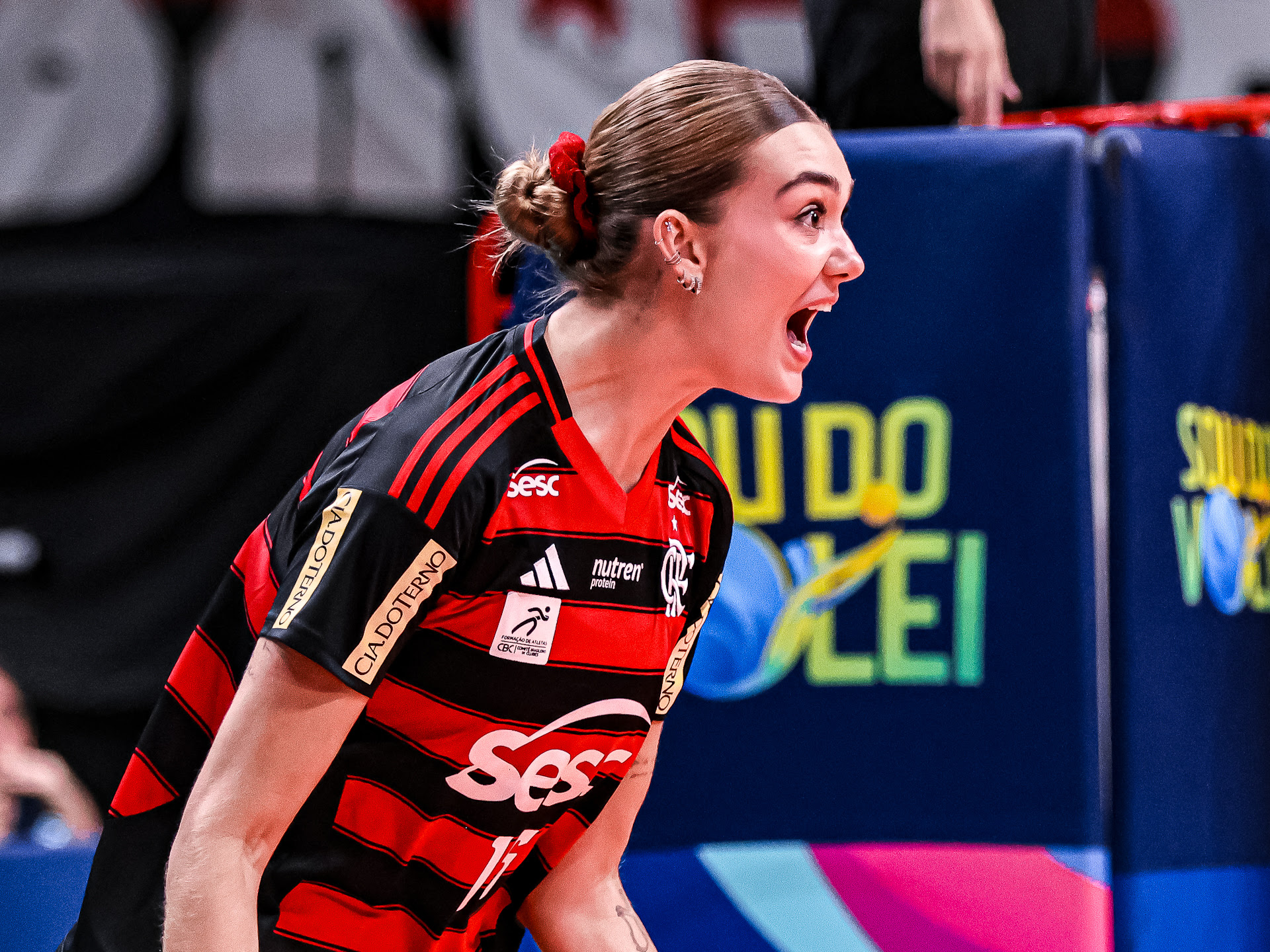 Bernardinho mexe, o Flamengo reage e força decisão após 4 match points