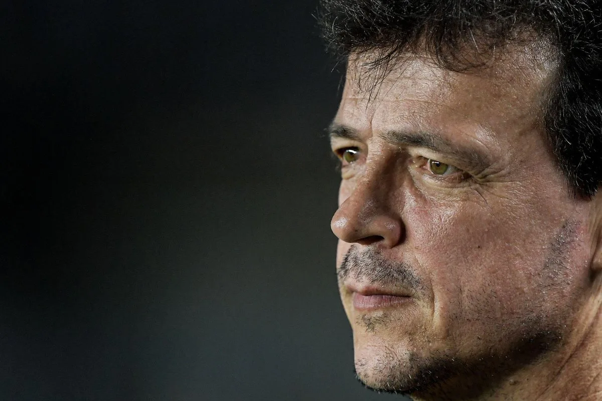 Diniz mexe no ataque e uma aposta pode mudar a estreia do Corinthians