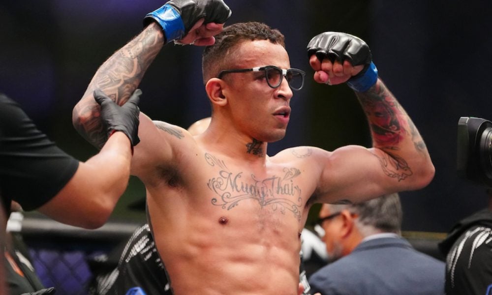 O recado no espelho que antecipou o nocaute de Carlos Prates no UFC
