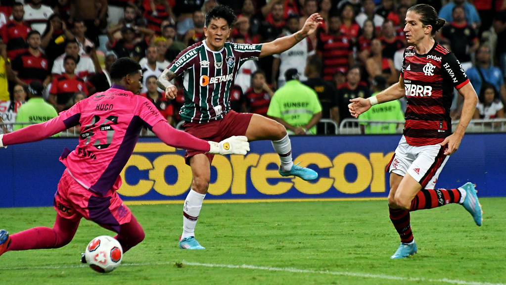 Cano cai antes do Fla-Flu e expõe o dado que o Flamengo queria evitar