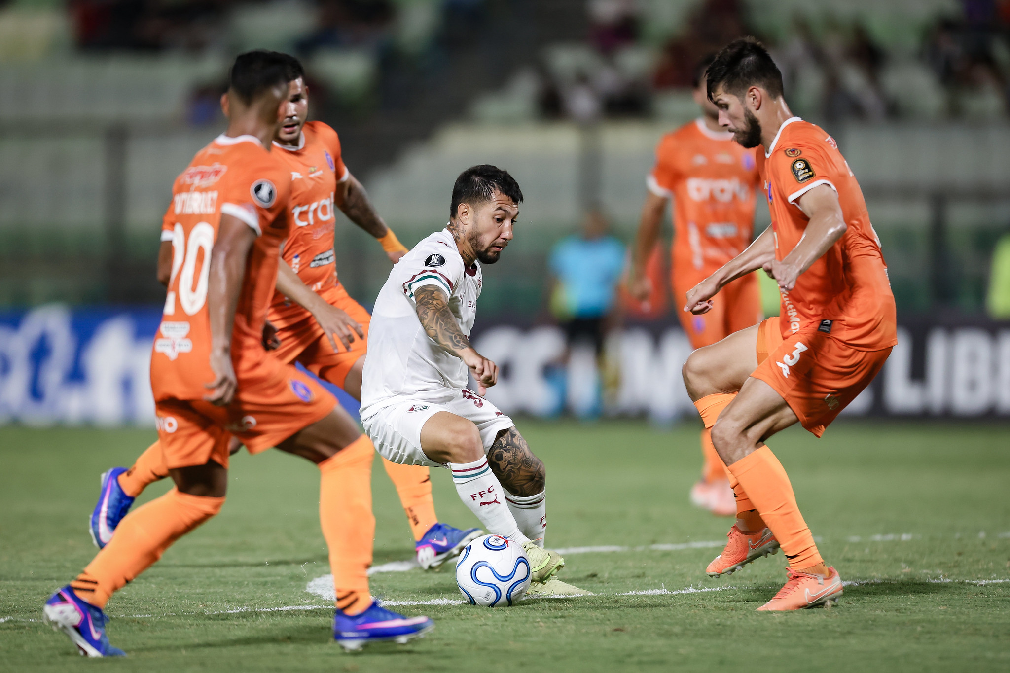 Fluminense chega ao Fla-Flu com 13 vitórias e um detalhe que pesa