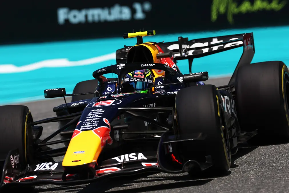Red Bull segura Hadjar após Miami e admite erro que mudou tudo