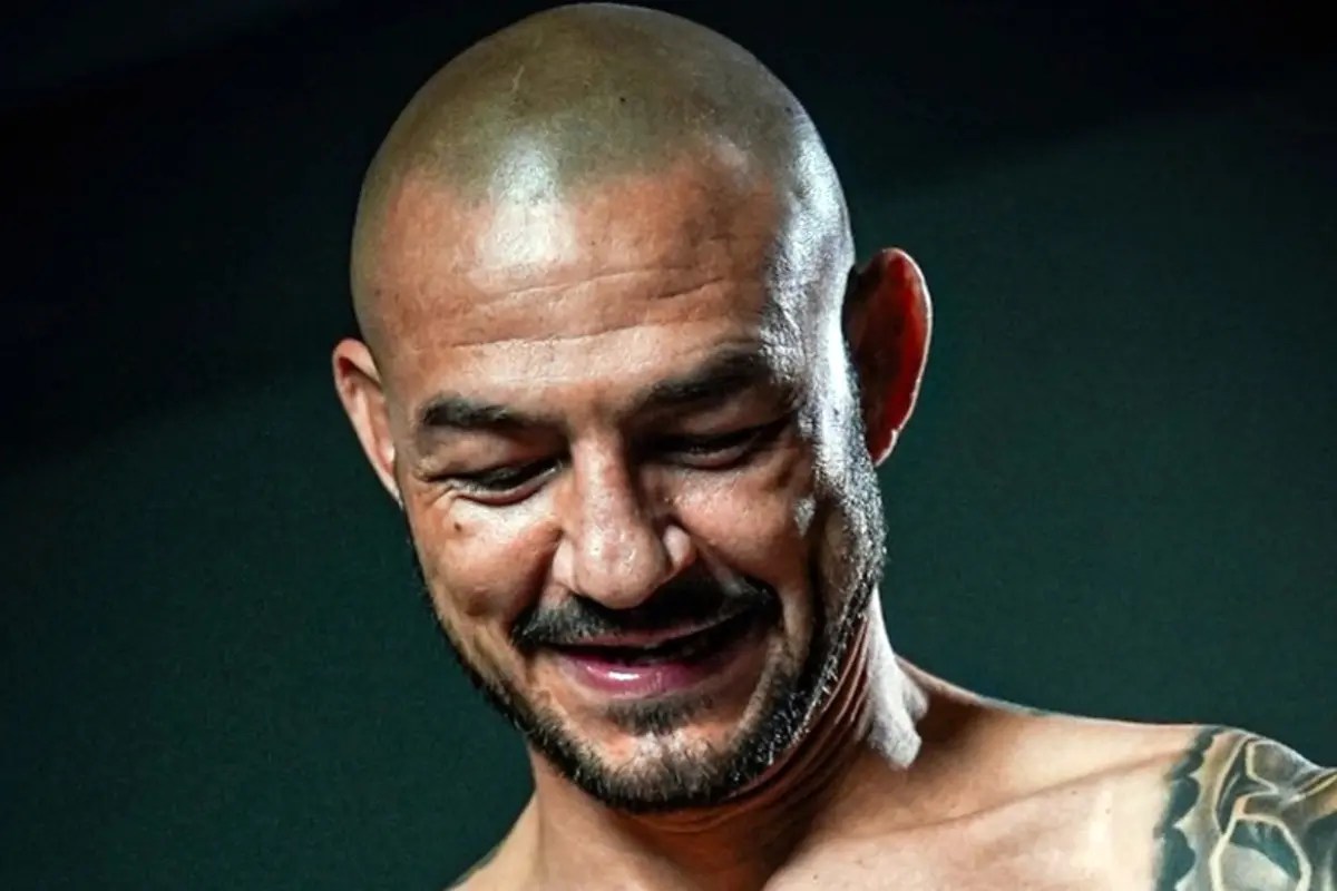 Cub Swanson encerra a carreira em alta e deixa o UFC 327 em choque