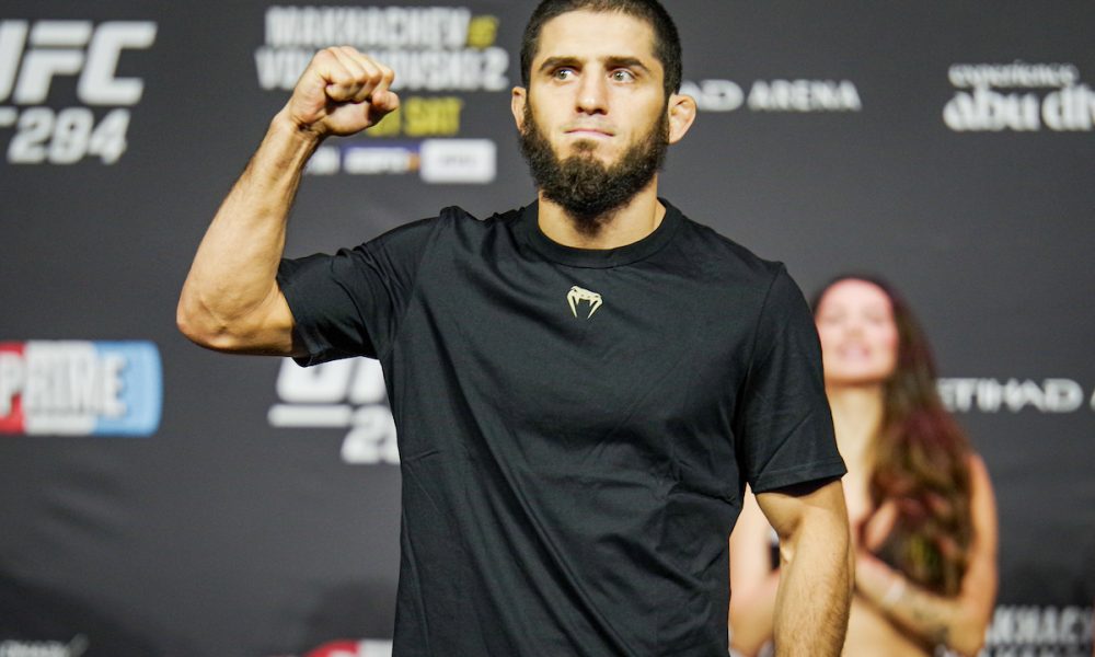 Makhachev acusa Topuria de recusar superluta no UFC Casa Branca